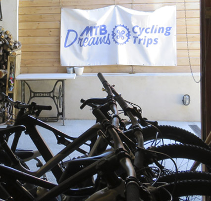 Canvi i millora del local d’oficines i taller amb equipament i adquisició de flota de bicicletes de lloguer