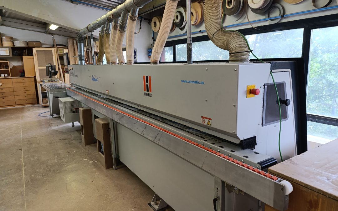 Millores de maquinària a Adam Fusteria