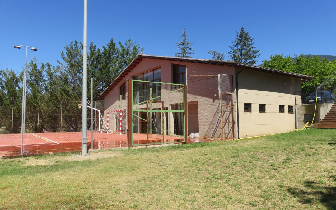 Millora d’eficiència energètica i sostenibilitat en les instal·lacions del poliesportiu de Bellestar.